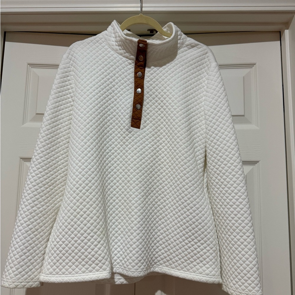 Women's White Quilted Sweater